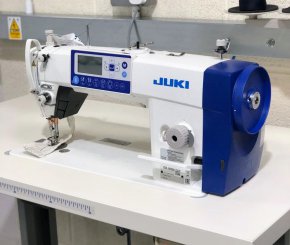 Một kim JUKI 8000A